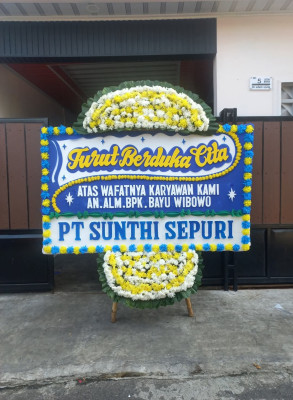 Papan Bunga Duka di Tebing Tinggi Timur